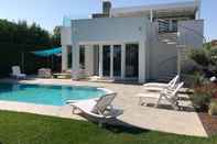 Others Super Villa With Private Pool in Isola Albarella