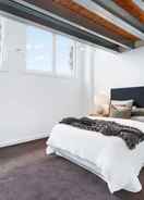 Room Light-filled Converted Warehouse 2 Bedroom Apartment in Prahran