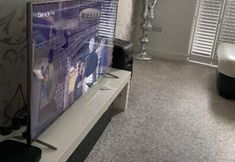 Others 5 Captivating 2-bed House in Wolverhampton