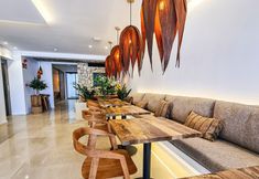 Lain-lain 4 S Estancia Suites