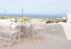 Others 4 White Grape Suites