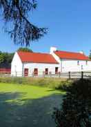 Primary image Beautiful Grade 2 Welsh Longhouse With Rural Views