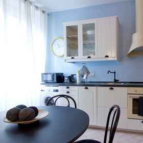 Room 1 ミラムB 12A1 - ランブロ 12, カルロ・ベスタ神経学研究所 ホテル