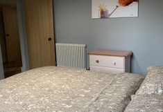 Others 4 1-bed Apartment in Wells