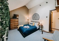 Others 6 73sw - Wood Fireplace - Wifi - Views - Sleeps 6 2 Bedroom Home by Redawning