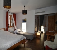 Lainnya 2 B&B Villa Sumrak