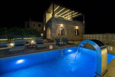 Others Lilium Stone Villa