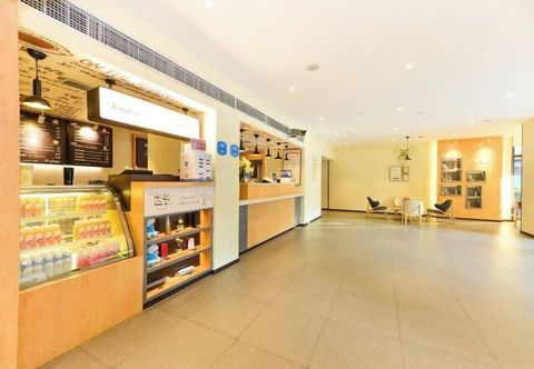 Others HanTing Hotel (Shanghai Changjiang South Road Subway Station)