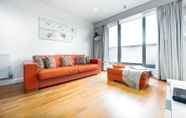 Others 3 Two Bedroom Flat With Balcony in Central Wimbledon by Underthedoormat