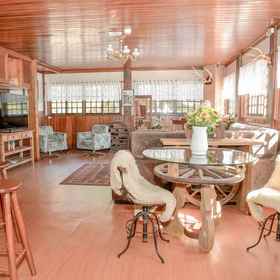 Lobby1阿爾皮諾避風港飯店,坎普斯杜若尔当飯店