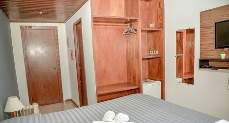 Lain-lain 2 Hotel Refugio Alpino