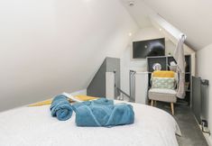 อื่นๆ 3 The Snug