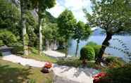 Others 7 Amazing Aparment Lake Front 1 bed in Acquaseria