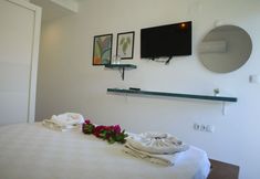 Lain-lain 7 Smyrna Hotel