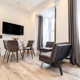 Primary image 1 Baker Chambers, Deviock Hotels