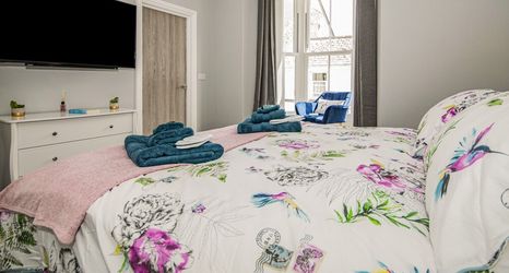 Others 2 Baker Chambers