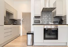 Others 6 Baker Chambers