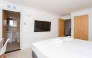 Others 6 Modern 2 Bedroom Apartment in the Heart of London