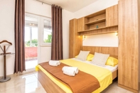 Lainnya Holiday Home Marinela