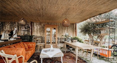 Others 2 Kassandra Heritage