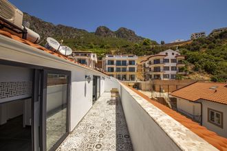 Khác 4 Lambuka Apart