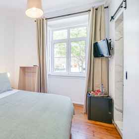 Room1阿爾瓦拉德宮飯店,里斯本大学飯店