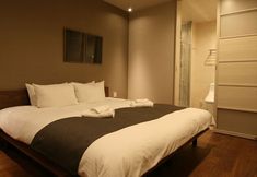 Others 4 Orchid Furano