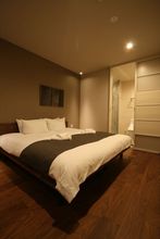 Others 4 Orchid Furano