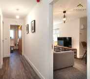 Others 2 Modern 3-Storey Apartment & Free Parking