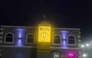 อื่นๆ 5 Motel 9