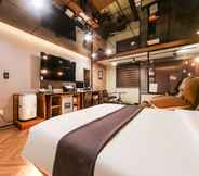 Khác 4 Design Hotel 2ne1 Jukdo Market Pohang