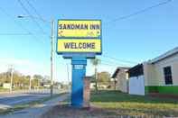 Khác Sandman Inn Motel