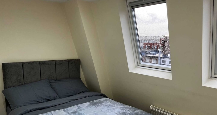 Khác Cosy 3 Bedroom Apartment Next to the Emirates