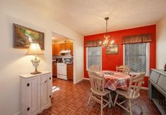 Others 7 Canaan Ridge