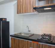 Others 4 Elegant and Comfy Studio at Bassura City Apartment