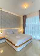 Kamar Minimalist Deluxe 1BR at Pine Tree Resort Condominium