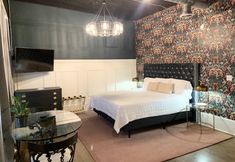 Others 7 Remedies Inn