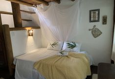 Others 3 Unah Piracanga