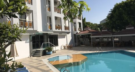 기타 2 Kahraman Hotel