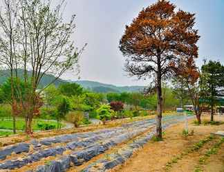 Lainnya 2 Yongin Unhak Pension