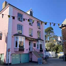 Primary image 1 The King of Prussia, Khách sạn Deviock