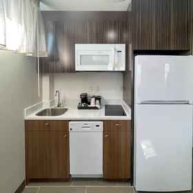 Primary image1布朗克斯貝爾蒙特 MainStay Suites 飯店,扬克斯公共图书馆飯店