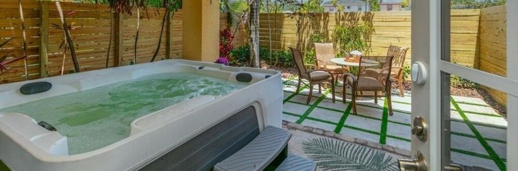 Others Las Olas Maison De Ville 3 Bedroom Townhouse by Redawning