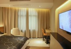 기타 2 Yicheng Hotel (Maoming China First Beach)