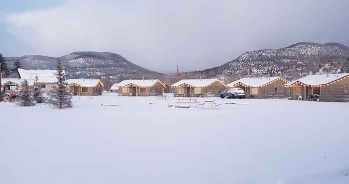 Lain-lain lazy bear cabins