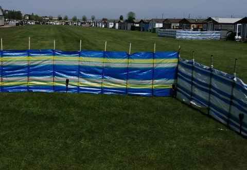 Others The Beach Hut Home From Home in Leysdown on Sea