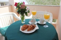 Others Sea View Apartment Ruza, Sleeps 4