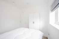 Lain-lain Designer 2 Bedroom Apartment in West London