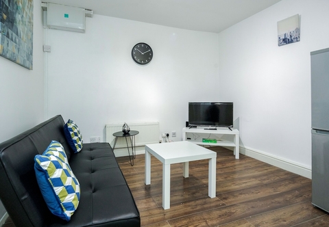 Others Charming 1-bed Basement Apartment in Lewisham