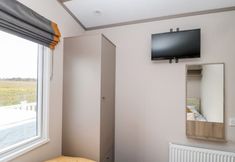 Others 4 Olives Place